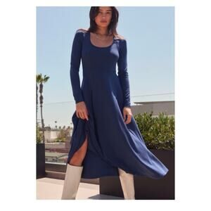 NWT Aritzia Wilfred Bungalow A-Line Midi Dress S Blue